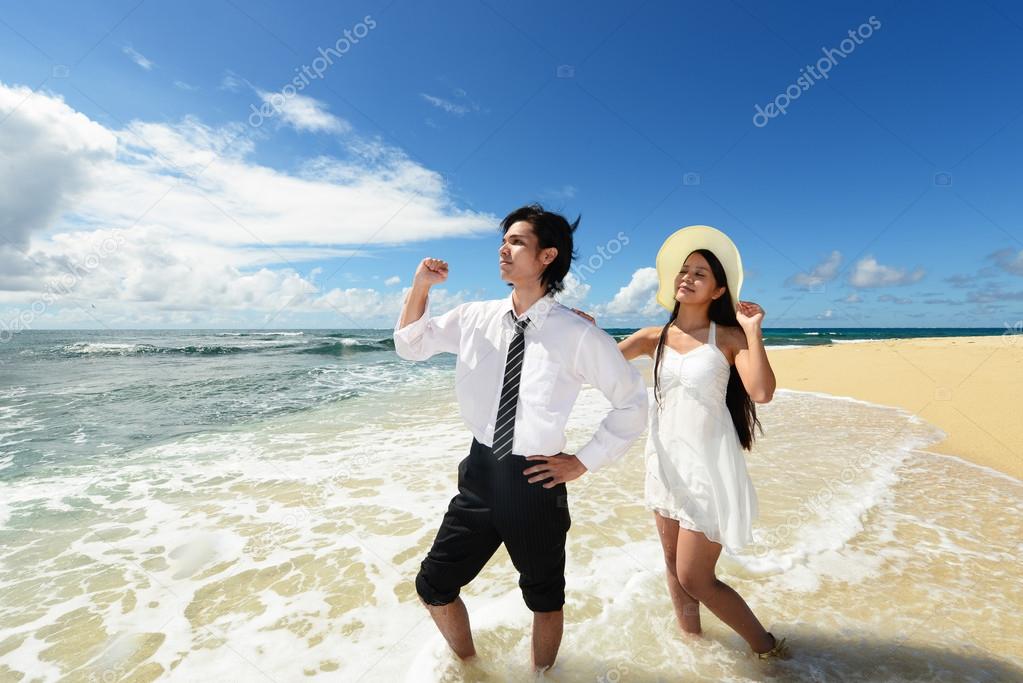 A couple on the beach　